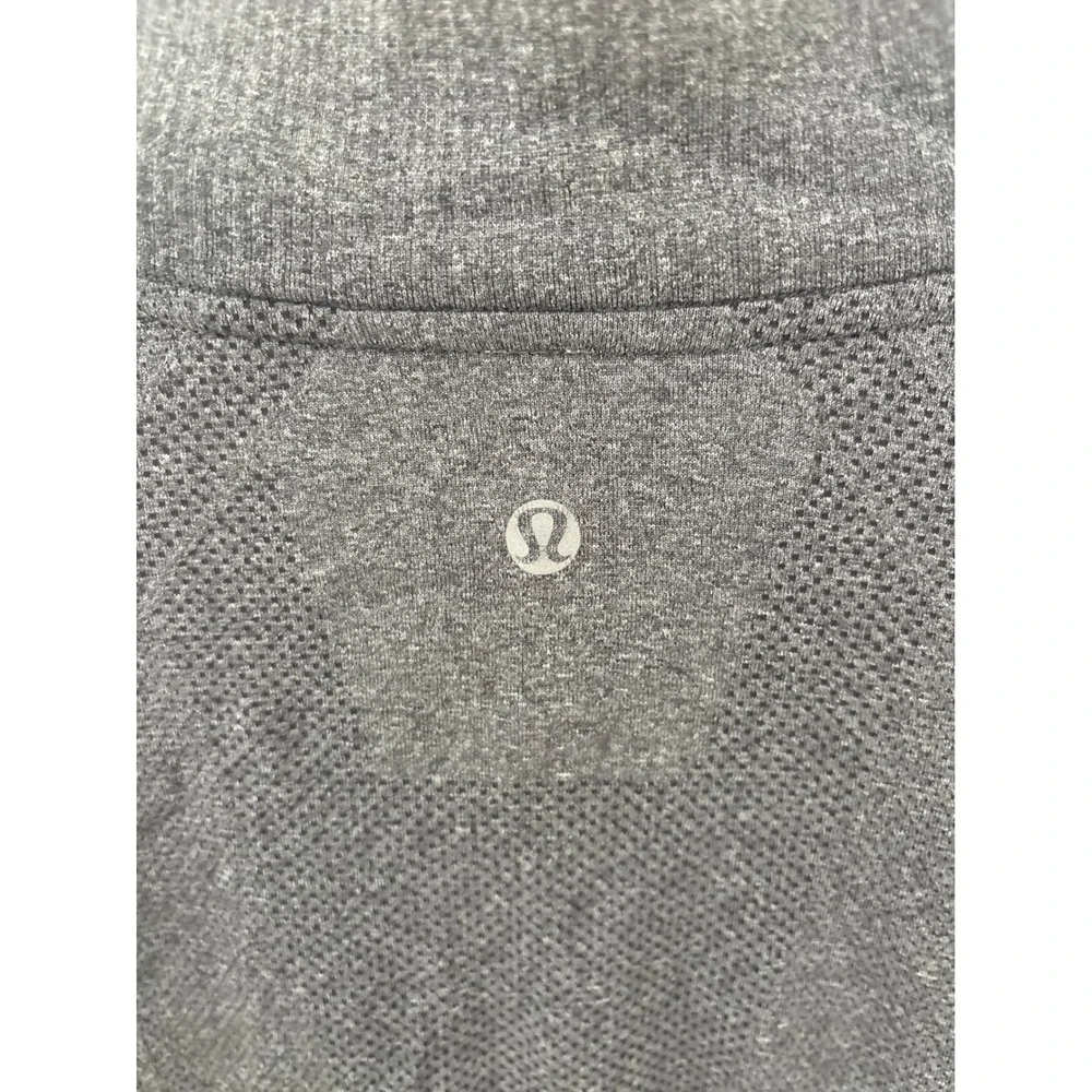 Lululemon Metal Vent Tech 1/2 Zip 2.0 Pullover‎ Grey Mens Size Small Long Sleeve